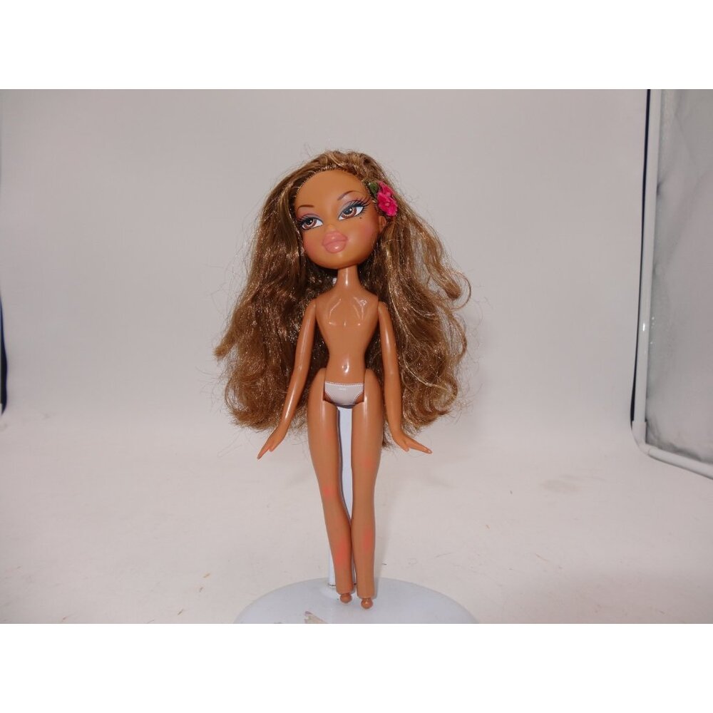 Bratz Dolls 2001 Stamped Bratz Doll with Flower in her Hair Hawaiian style‎